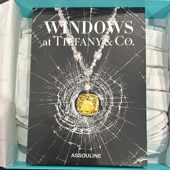Tiffany & Co. Windows at Tiffany & Co. - Picture 3 of 6